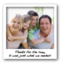happy family smiling with note saying thank you for the loan